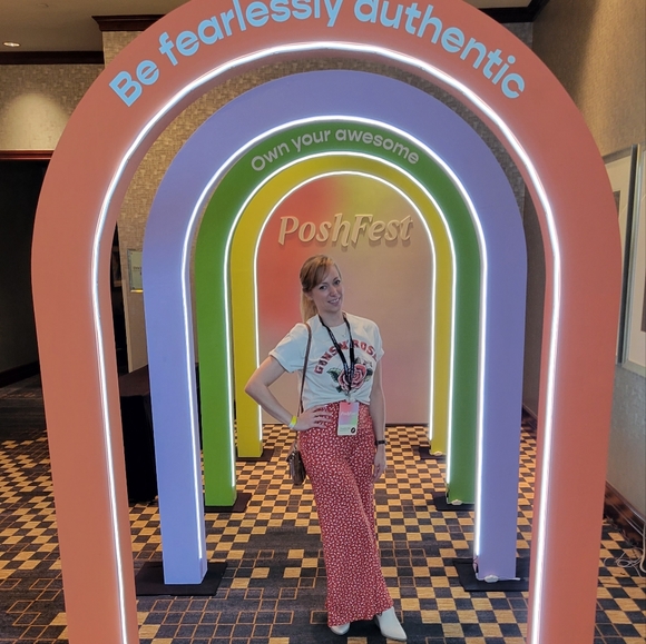 🌻Meet the Posher - Alex @houseofcloth🌻 - Picture 4 of 8